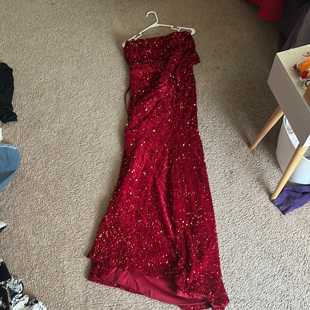 SHEIN Red Strapless Dress